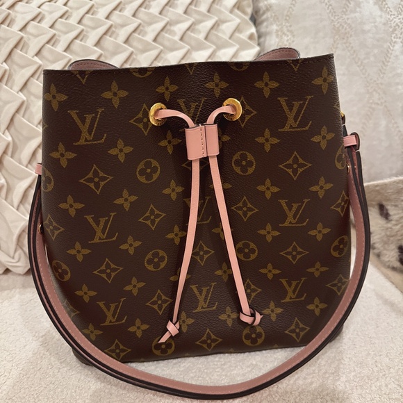 Louis Vuitton neonoe bag - Picture 1 of 11